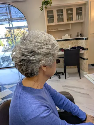 ショート Salon de with根本博史のヘアスタイル