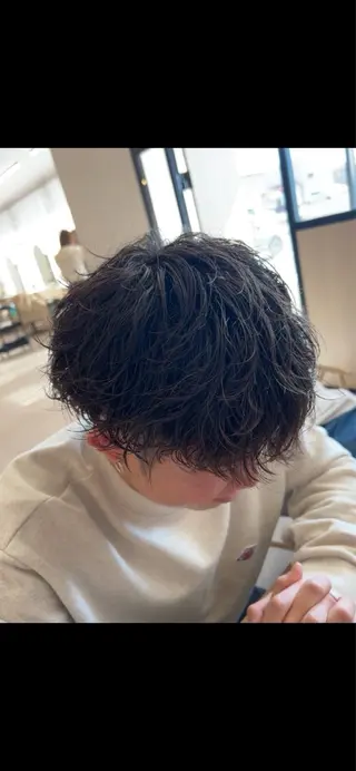 パーマ メンズ カイト/ヘアカラー /髪質改善のヘアスタイル