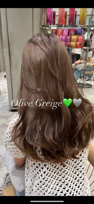 ロング 髪質改善/透明感カラ ー/みほのヘアスタイル