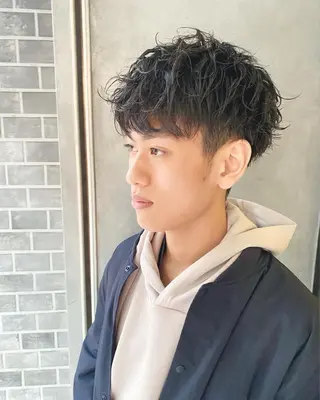 パーマ メンズ ☁Neolive .Ayana✂️のヘアスタイル