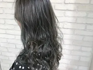 ロング カラー 横浜🍒ルーツカラー エクステ／RIEのヘアスタイル