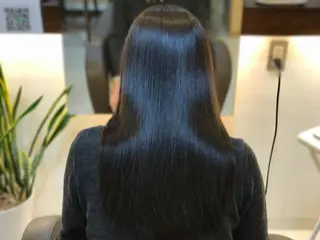 セミロング カラー モトエ ジュニアスタイリストのヘアスタイル