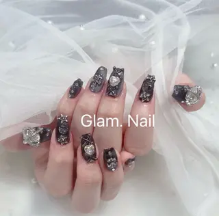 ネイル Glam nail salon所属・リ ナのネイルデザイン