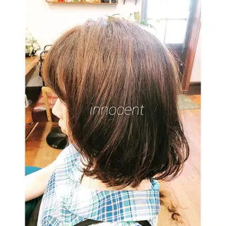 ミディアム カラー innocent×hairdesign所属・hamada ikumiのヘアスタイル