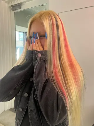 ロング 💥ウルフカット デザインあんな💥のヘアスタイル