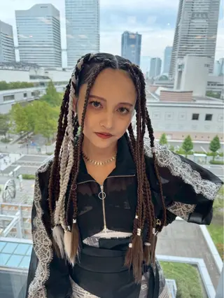 セミロング 暖色カラー❤️横浜 エクステらん🦖のヘアスタイル