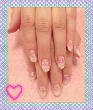 ネイル ネイル＆フラワーサロン〜Ri✦hiro〜鳥栖店所属・HIRATA RIEのネイルデザイン