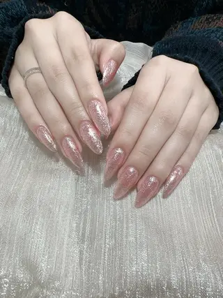 ネイル &ME タカのネイルデザイン