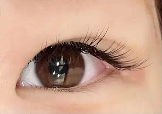 マツエク・マツパ 西村 未羽/ﾏﾂｴｸ /網紅/ﾊﾟﾘのマツエク・マツパデザイン