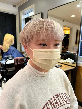 ショート カラー NOUN所属・eri kinjoのヘアスタイル