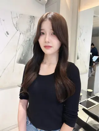 ロング カラー ワンホン/韓国ヘア 🤍amiのヘアスタイル