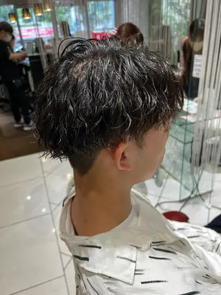 ショート パーマ メンズ 🪐メンズ特化 ヤマクラ　タイキのヘアスタイル