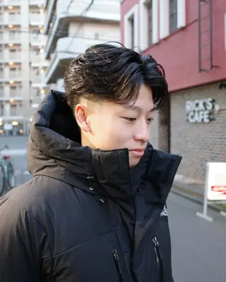 ミディアム メンズ 透明感ハイトーン特化 /ケアブリーチ/莉駒のヘアスタイル