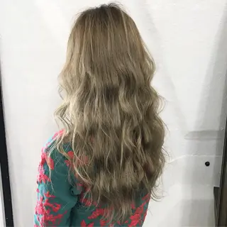 カラー サロウィン所属・K-POP好き美容師 🇰🇷Kai.Yのヘアスタイル