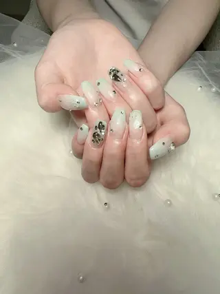 ネイル HANNAIL.OSAKA所属・Han Nailのネイルデザイン