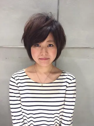 ショート パーマ 内田 芽依子のヘアスタイル