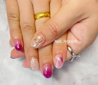 ネイル ネイルリボン 受付スタッフのネイルデザイン