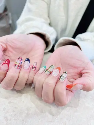 ネイル Nail&EyeNefer 旭店所属・木村 仁美のネイルデザイン