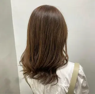 ミディアム カラー パーマ ヘアアレンジ ネイル マツエク・マツパ 韓国風ベージュ🤎 赤みなし🌿横浜🤎のヘアスタイル