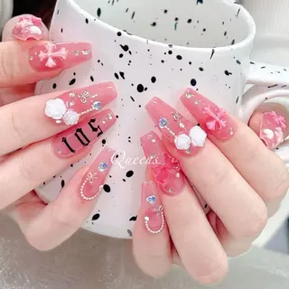 ネイル Queens 榊 まおのネイルデザイン