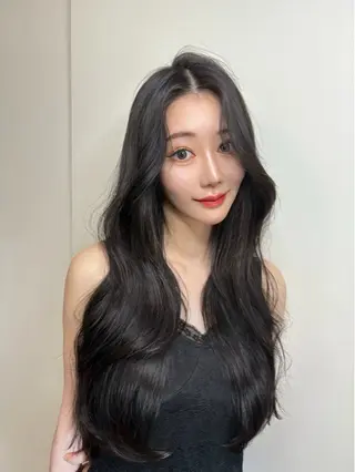 ロング カラー etora 渋谷所属・ワンホンヘア🇨🇳 髪質改善/itaruのヘアスタイル