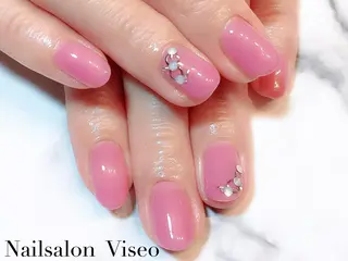ネイル Viseo《6週間 長持ちパラジェル》のネイルデザイン