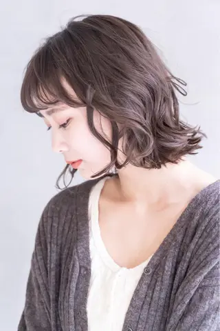 ショート カラー ☕️ベージュカラー 内藤光哉☕️のヘアスタイル