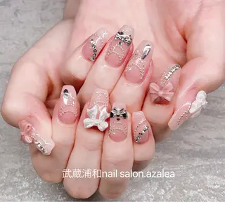 ネイル R inのネイルデザイン