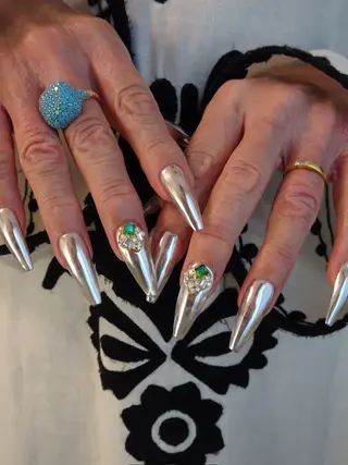 ネイル Ami 🦥のネイルデザイン