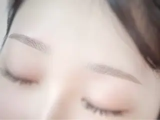 アイブロウ YUMI🍒ྀི MEMEのマツエク・マツパデザイン