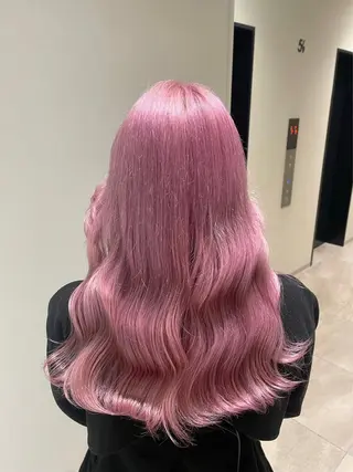 ロング カラー ヘアアレンジ 🪞official THREE 横浜🎀のヘアスタイル