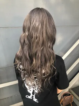 ロング カラー 女性リピ90%🍨 🩷佐藤みずきのヘアスタイル