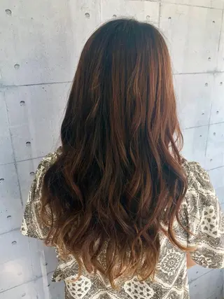 ロング カラー 金沢 広美のヘアスタイル