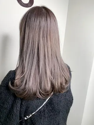 セミロング カラー ネイル パーマ マツエク・マツパ ヘアアレンジ メンズ キッズ 新宿駅近♡友達とOK 🦋W -ワット -のヘアスタイル