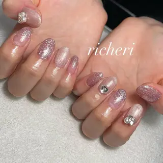 ミディアム ネイル richeri beautyのネイルデザイン