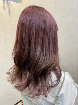 セミロング カラー tomorrow所属・齊藤 萌香のヘアスタイル