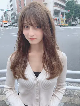 ロング カラー パーマ 【公式】amble luxe池袋東口🩷のヘアスタイル