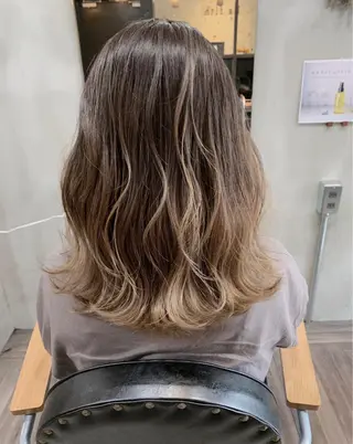 ロング 山本 みきのヘアスタイル