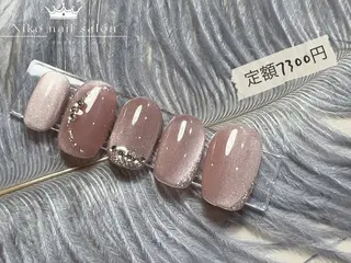 ネイル Nikoネイルサロン中野店所属・merci リカのネイルデザイン