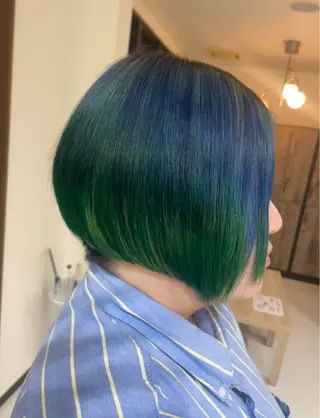 ショート カラー 大内 カオリのヘアスタイル