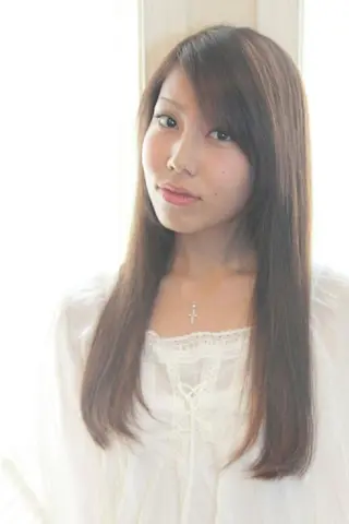 ロング ＦＵＮＩＣ ファニックのヘアスタイル