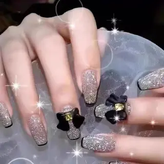 ネイル 菲菲ネイルサロン所属・FF フィフィネイルサロンのネイルデザイン