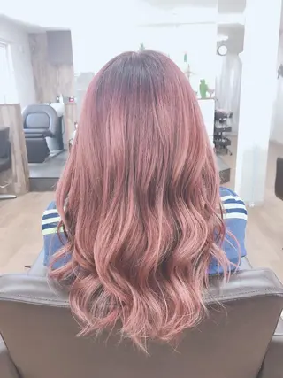 ロング カラー 梅澤 由衣のヘアスタイル
