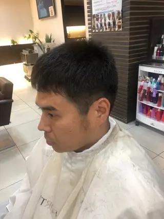 メンズ 🩵盛れる韓国ヘア 🩵うるつやカラーのヘアスタイル