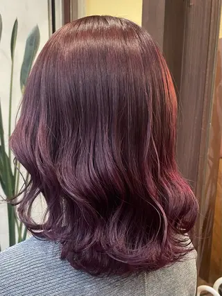 ミディアム 《髪質改善 UN BLEACH》のヘアスタイル