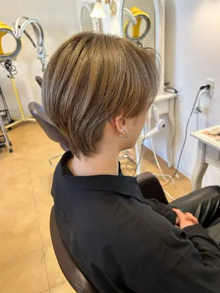 カラー メンズ 今中 紗英のヘアスタイル
