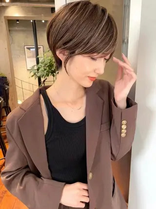 ショート カラー 横浜 店長 橋場優のヘアスタイル