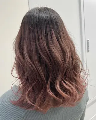 セミロング ambleluxe 🌈透明感カラー中野のヘアスタイル