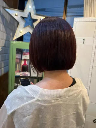 ショート KANA/ボブ/ インナーカラー/艶髪のヘアスタイル