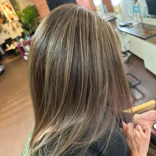 ロング カラー インナーカラー指名 No.1菊池柊真のヘアスタイル